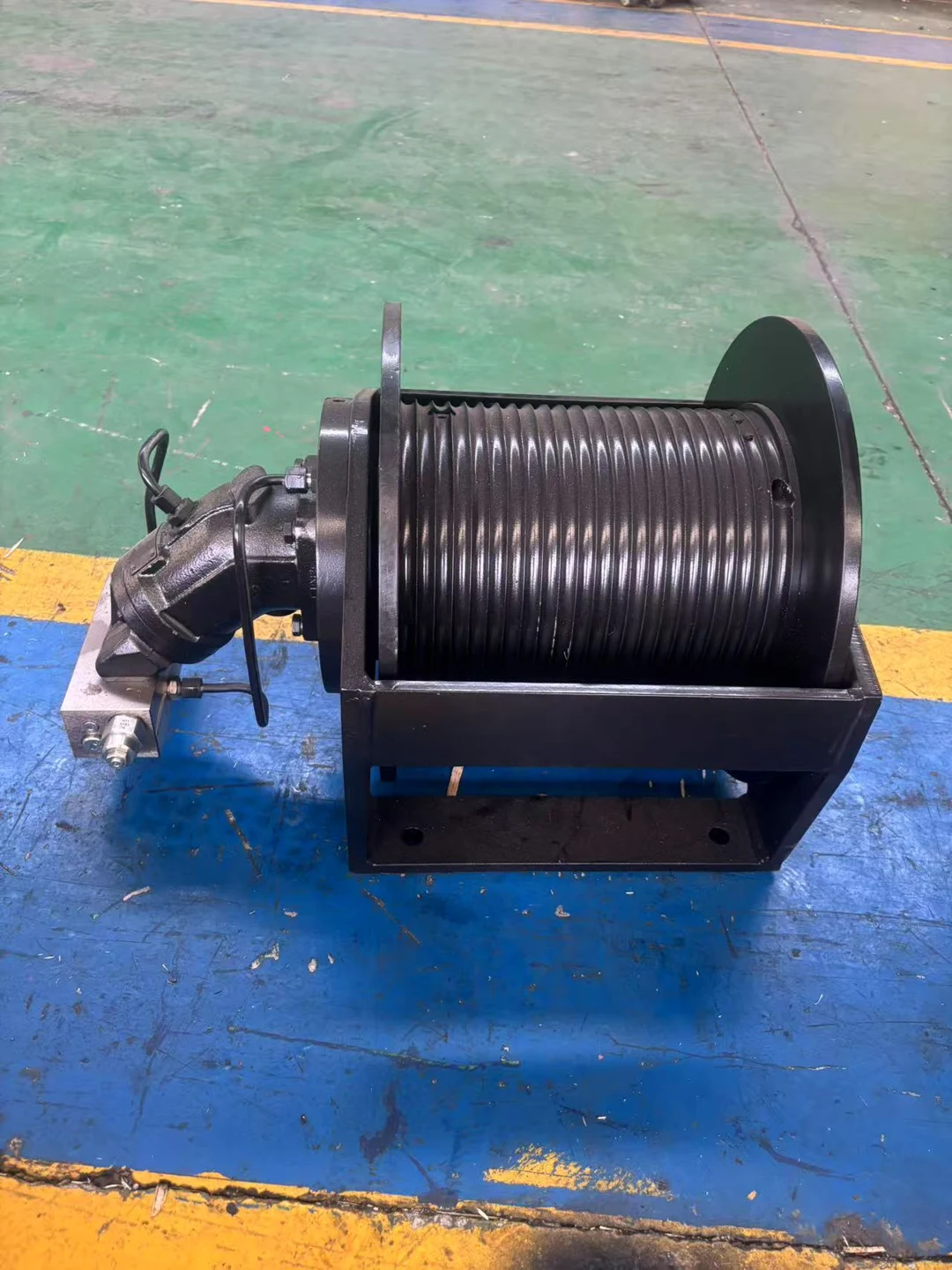 Heavy-lifting hydraulic winch — 8–100 ton series